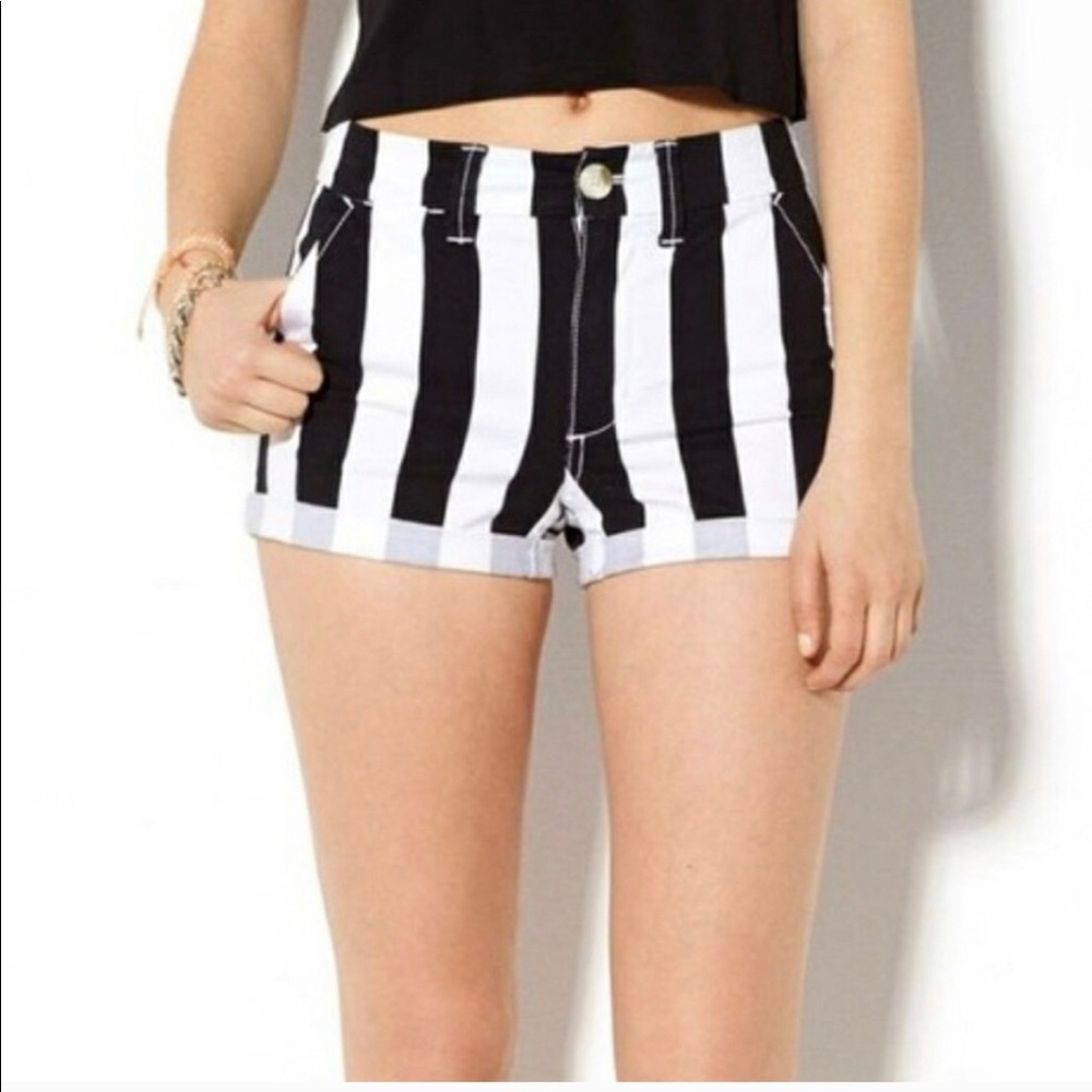 COPY - American Eagle High Rise Shorts